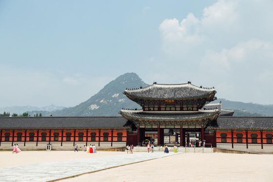 Gyeongbokg palace in Seoul. (Image credit: Chan Young Lee/Unsplash)