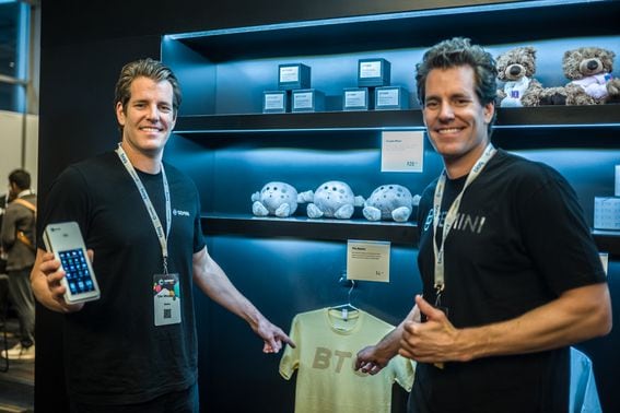 Gemini founders Cameron and Tyler Winklevoss at CoinDesk's Consensus 2019 (Steven Ferdman/Getty Images)