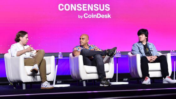 Sidney Powell, Salman Banaei and Nathan Cha at Consensus 2023 (Shutterstock/CoinDesk)