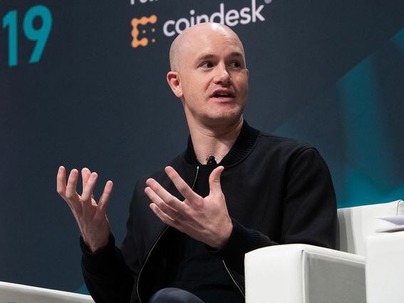 El CEO y cofundador de Coinbase, Brian Armstrong, en una charla en Consensus 2019. (CoinDesk)