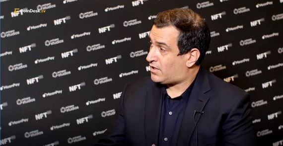 Blockchain Creative Labs CEO Scott Greenberg during an interview with CoinDesk at NFT.NYC (CoinDesk, modified)