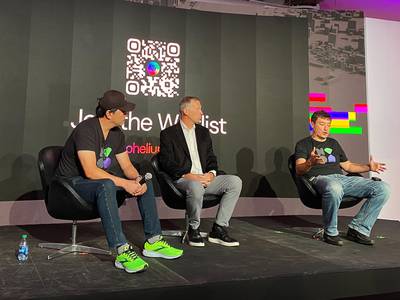 Nova Labs Chief Operating Officer Frank Mong (left) speaks Tuesday on a panel in New York with Gregg Landskov, an executive in T-Mobile's Wholesale division, and Boris Renski, general manager of wireless at Nova Labs. (Lyllah Ledesma/CoinDesk)