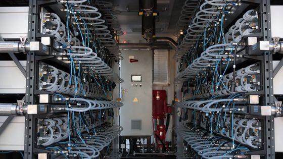 Bitcoin Miners Get Breathing Space as Sliding Natural Gas Price Provides Cost Relief