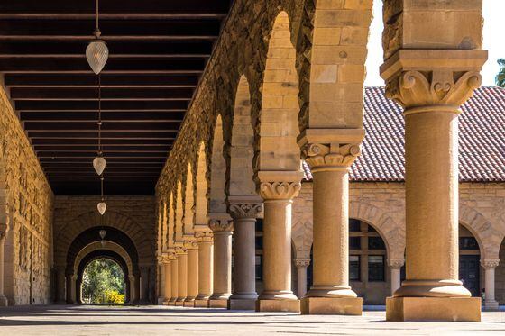 Stanford campus (Jason Leung/Unsplash)
