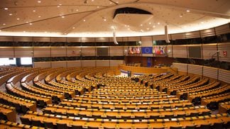 The EU parliament is set to vote on a crypto legislative package that may seek to limit the use of proof-of-work cryptocurrencies. (Laura Zulian/Getty Images)