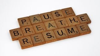 Pause, Breathe, Resume (Brett Jordan/Unsplash)
