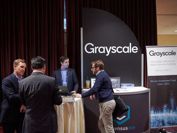 Grayscale CEO Michael Sonnenshein, second from right, attending a Consensus event in 2016 (CoinDesk archives)