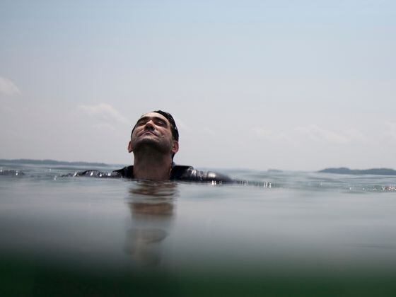 Man treading water in the ocean. Patrick Heagney CREDIT (IPTC RECORD IN ARC) Getty Images/iStockphoto