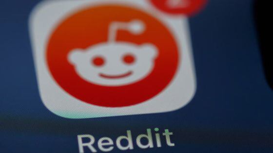 Reddit NFT Sales Surge on OpenSea, Challenge Bored Apes