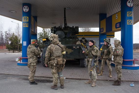 Ukrainian servicemen make a stop on the road on March 5, 2022 in Sytniaky, Ukraine (Anastasia Vlasova/Getty Images)