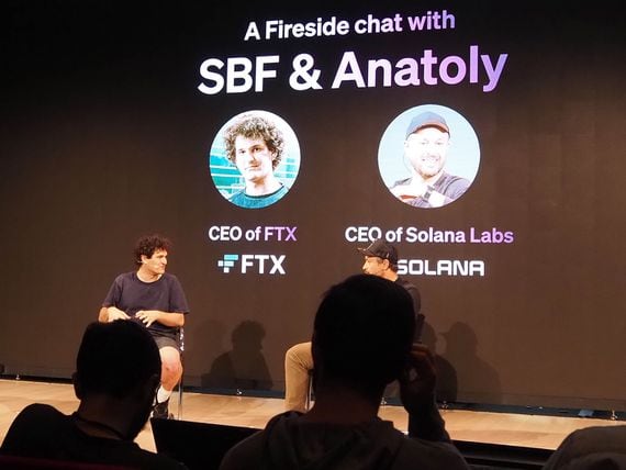 Then-CEO of FTX Sam Bankman-Fried and CEO of Solana Labs Anatoly Yakovenko (Danny Nelson/CoinDesk)