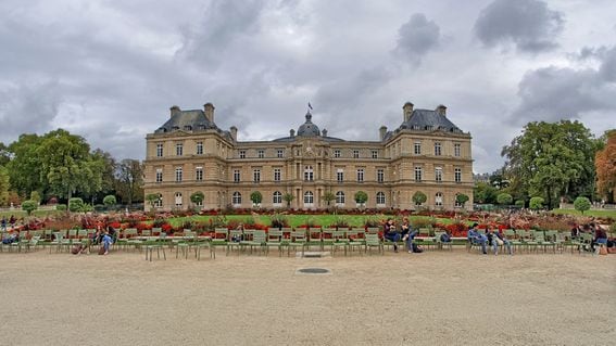 The French Senate building in Paris (jlxp/Pixabay)