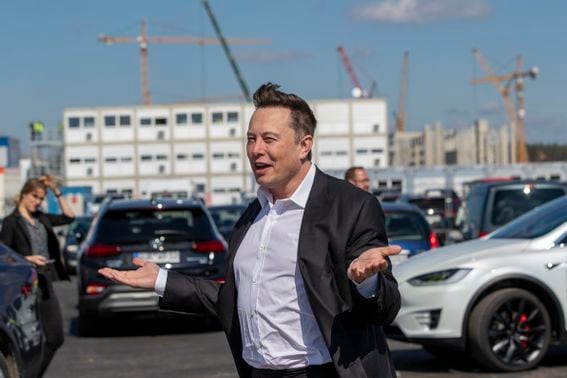 Future Twitter overlord Elon Musk (Maja Hitij/Getty Images)