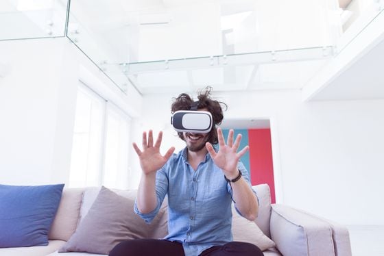 Apple and Meta lead the competition for virtual reality, Goldman Sachs says. (Shutterstock)