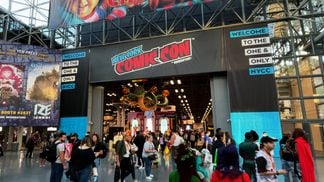 Attendees head into Comic Con. (Doreen Wang/CoinDesk)