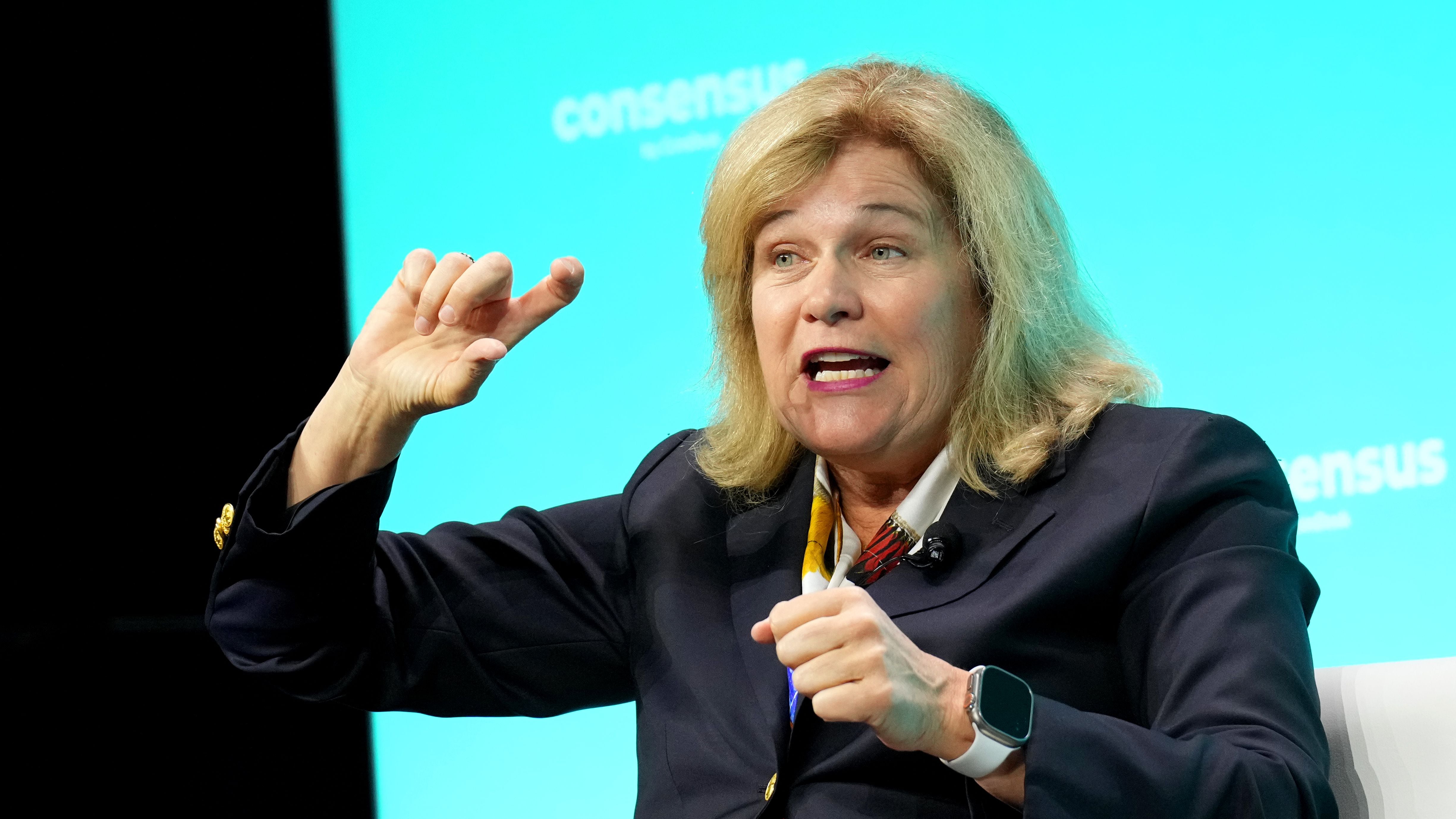 Jenny Johnson, Franklin Templeton President and CEO, speaks at Consensus 2024. (Shutterstock/CoinDesk)