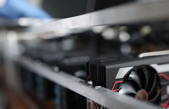 Canaan Bitcoin Mining Rig (Getty Images)