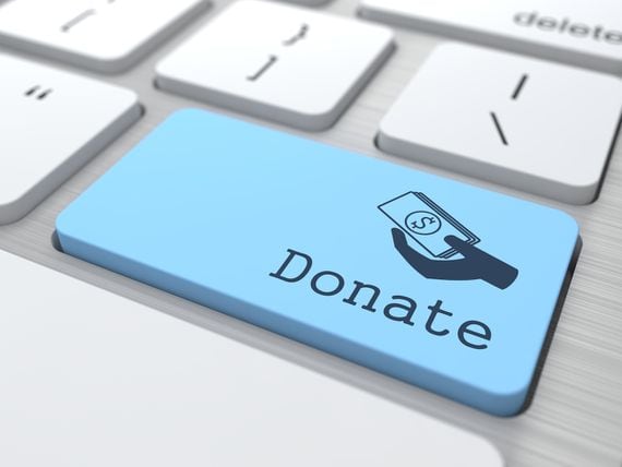 Donate button on keyboard (Shutterstock)