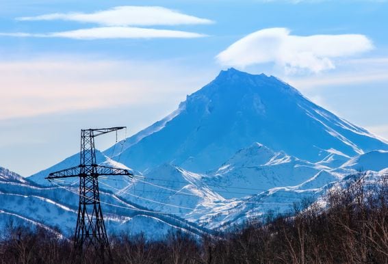 The Vilyuchinsky volcano on Kamchatka and High voltage power line - Blockstream Energy bitcoin mining