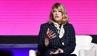 U.S. Sen. Cynthia Lummis says her stablecoin proposal would favor U.S.-oriented issuers. (Shutterstock/CoinDesk)