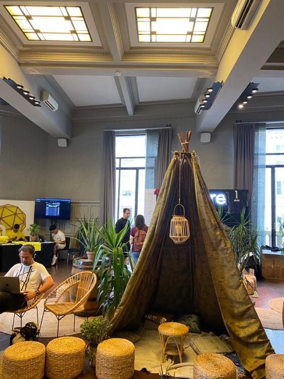 There was no fully functional air conditioning in the ETH Conference "Chill Room," which featured an underutilized meditation teepee. (Lyllah Ledesma)