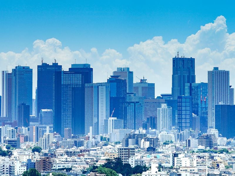 Three Japanese Banks Start Stablecoin Experiment