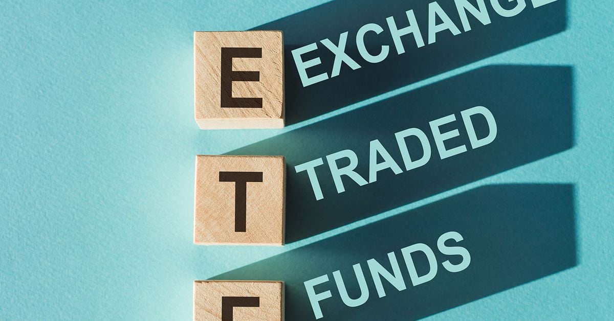 CryptoQuant twierdzi, że zatwierdzenie funduszy ETF Bitcoin (BTC) może zwiększyć kapitalizację rynkową kryptowalut o 1 bilion dolarów