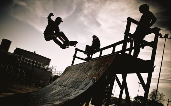 skateboard-ramp-jump-2