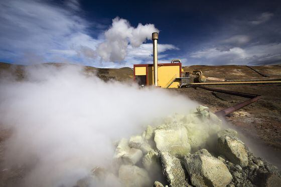 iceland-geothermal-shutterstock_1250px