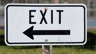 Exit sign (Paul Brennan/Pixabay)