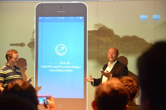 Jeremy Allaire demonstrates the Circle app.