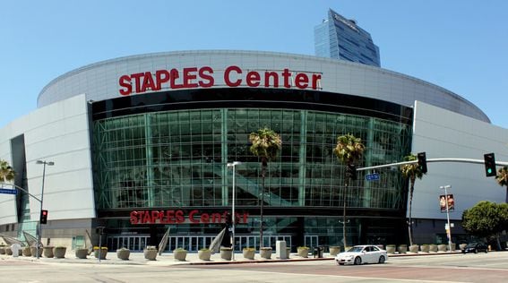 The Staples Center in Downtown Los Angeles, California (prayitnophotography/Flickr)