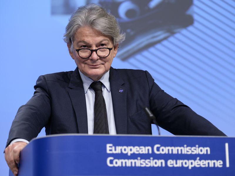 EU Parliament’s Smart Contract Plans Limit Standard-Setting Promise, EU Commissioner Says