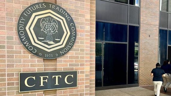 Former CFTC Chair Massad Reacts to CFTC Case Against Binance; Bitcoin Drops