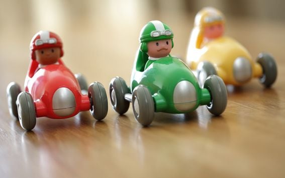 toy-cars-race-winning
