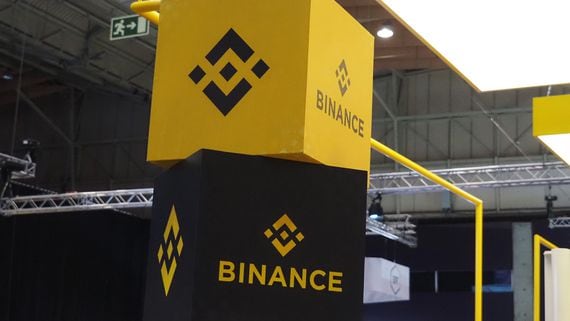 Binance worries snuff out bitcoin's rally attempt (Danny Nelson/CoinDesk)