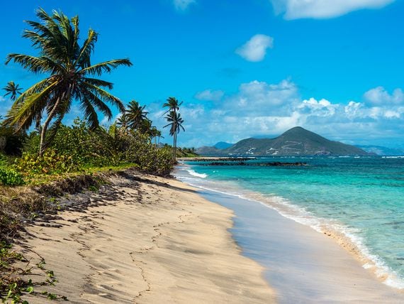 Beach at long haul bay Nevis island, St.Kitts and Nevis, Caribbean (Westend61/Getty Images)