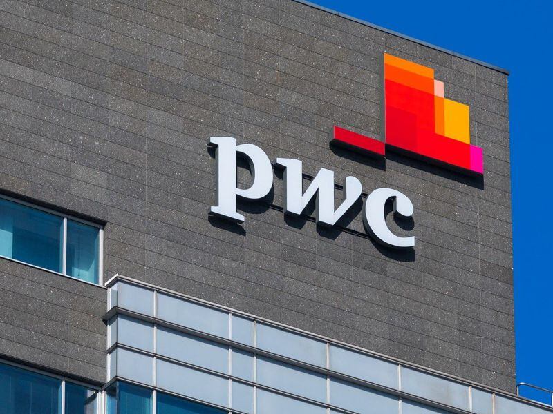 Hedge Funds' Long-Term Crypto Interest Remains Robust Even as Proportion Investing Drops: PwC