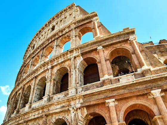 CDCROP: Italy Roman Rome Coliseum landmark Italian (Mathew Schwartz/Unsplash)