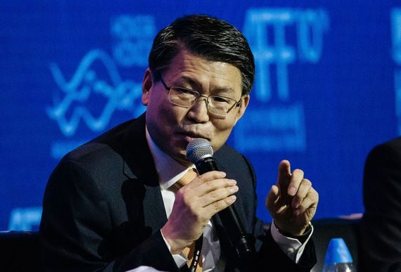 Eun Sung-soo, head of South Korea's Financial Services Commission, said all of the nation's crypto exchanges could be shut down by this fall.