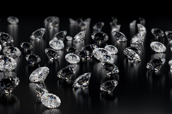 https://www.shutterstock.com/image-illustration/group-diamonds-on-black-glossy-floor-1193102683?src=IwzCVAVFolgTY22-KgYixQ-17-8