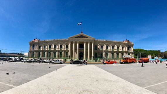 National Palace, San Salvador, El  Salvador. (Wilson Edilberto Santana Suarez/Unsplash)
