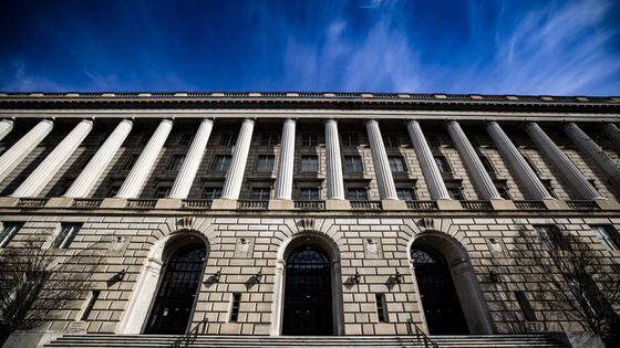 The IRS Seeks the Names of Circle Customers Transacting Over $20K in Crypto