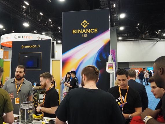 Binance .US at Bitcoin Miami 2022 (Danny Nelson/CoinDesk)