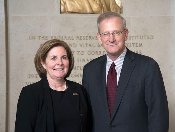 Current and former Federal Reserve Bank of Kansas City Presidents Esther L. George and Thomas M. Hoenig (Wikimedia Commons)