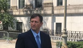 Former Celsius CEO Alex Mashinsky outside a courthouse in New York on July 25, 2023. (Anna Baydakova/CoinDesk)