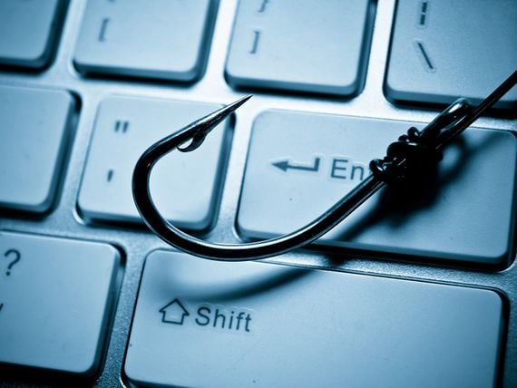 Phishing attack hack hook keyboard (Shutterstock)