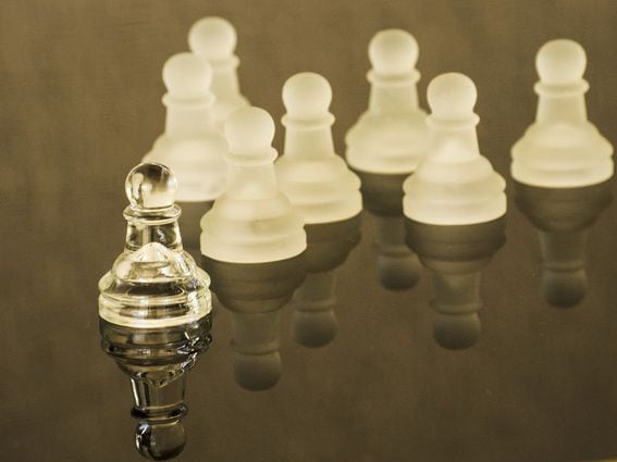 CDCROP: Leadership Chess Pawns (Nevesf/Pixabay)