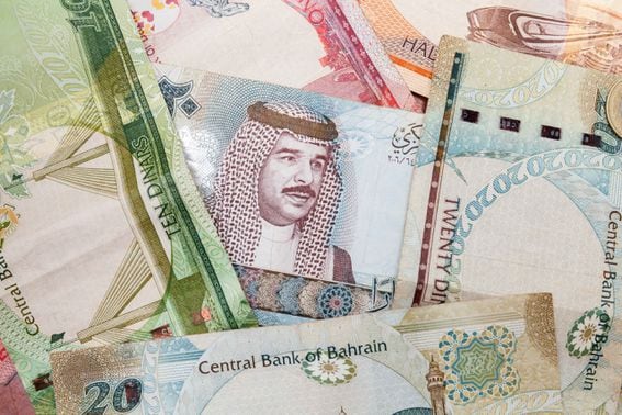 bahrain-money