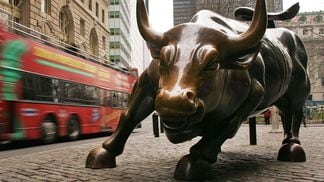 Major Wall Street firms are getting into the crypto market. (Spencer Platt/Getty Images)